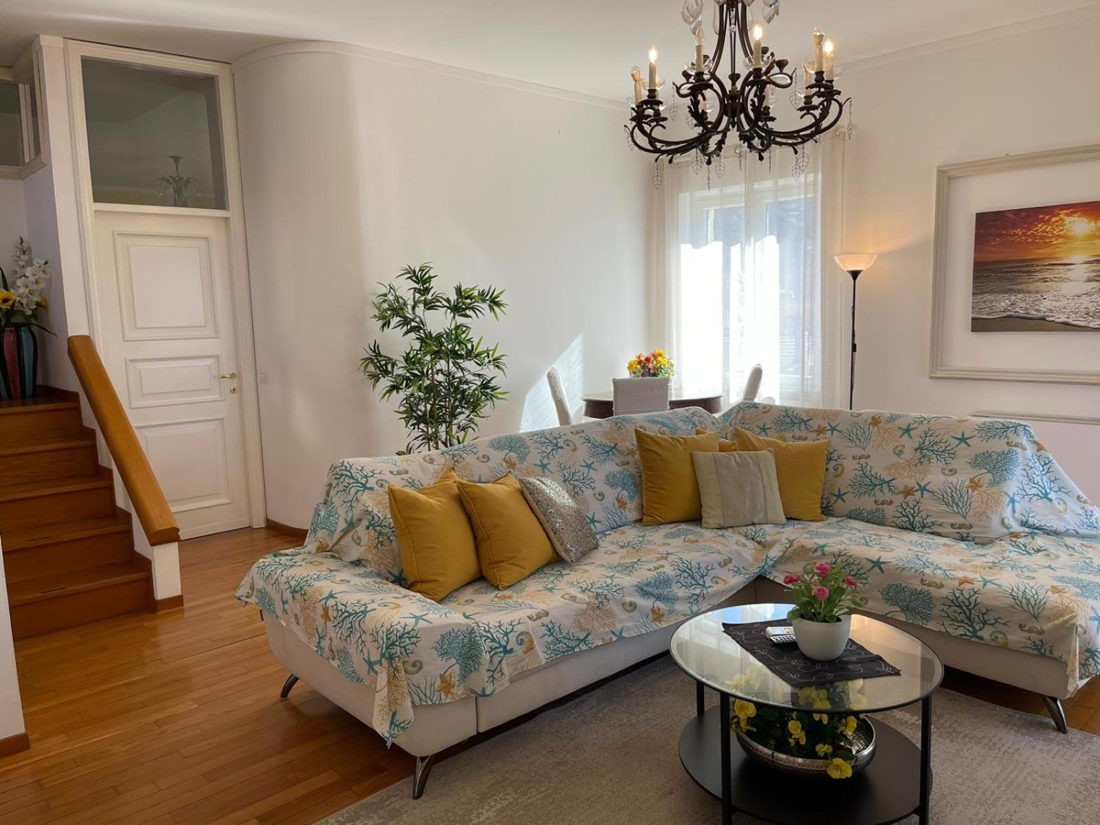 ラヴァーニャ Casa Rivieraヴィラ エクステリア 写真
